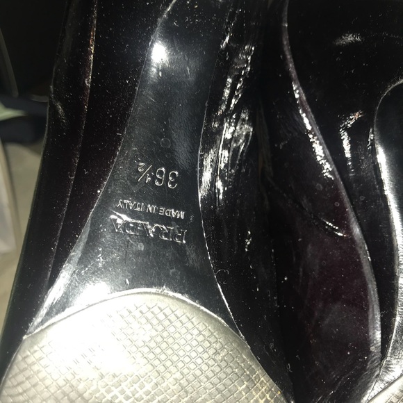 💯 %Prada Very comfortable - Picture 4 of 7